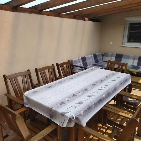 Kurucz Apartamento *