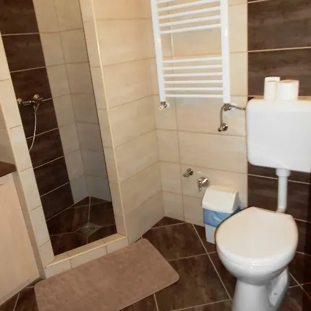 Apartment Kurucz Vendeghaz *